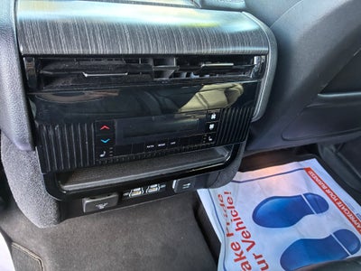 2023 Jeep Wagoneer Series III