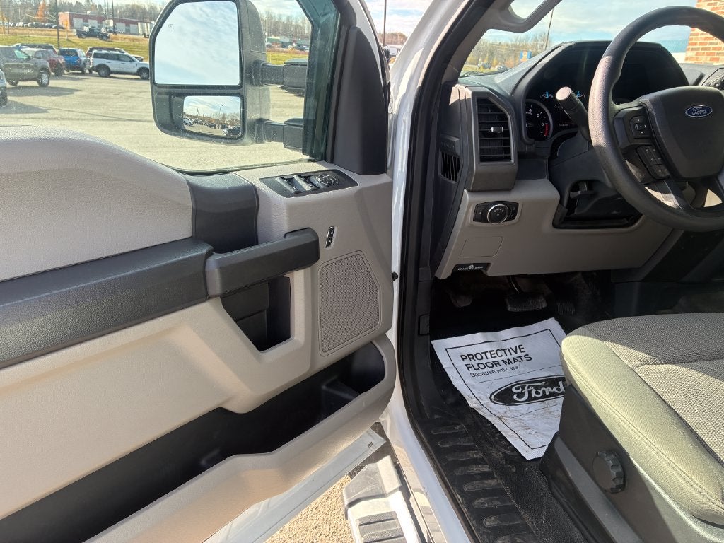 2022 Ford F-350SD XL