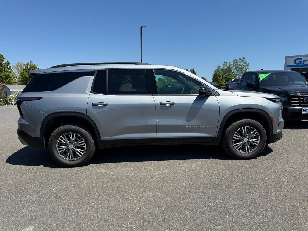 2024 Chevrolet Traverse LT 2LT